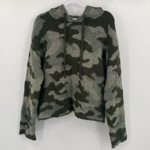 Victoria Secret PINK Women Sweater XS Green Camo Fuzzy Oversized Hoodie Lg